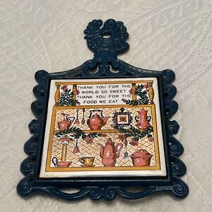 Vintage 1970’s ARTMARK Taiwan Kitchen Cast Iron & Tile Trivet Hotplate Rooster